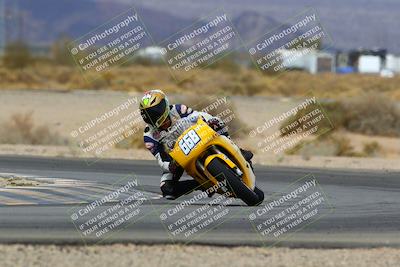 media/Mar-13-2022-SoCal Trackdays (Sun) [[112cf61d7e]]/Turn 15 (1125am)/